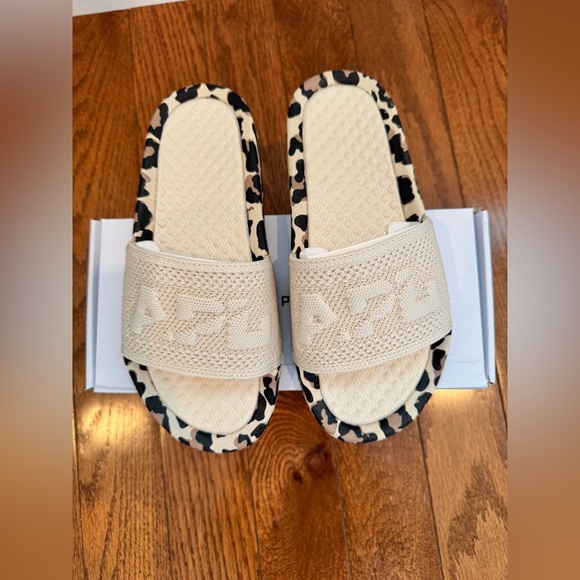 APL Shoes - APL BL Techloom Slides